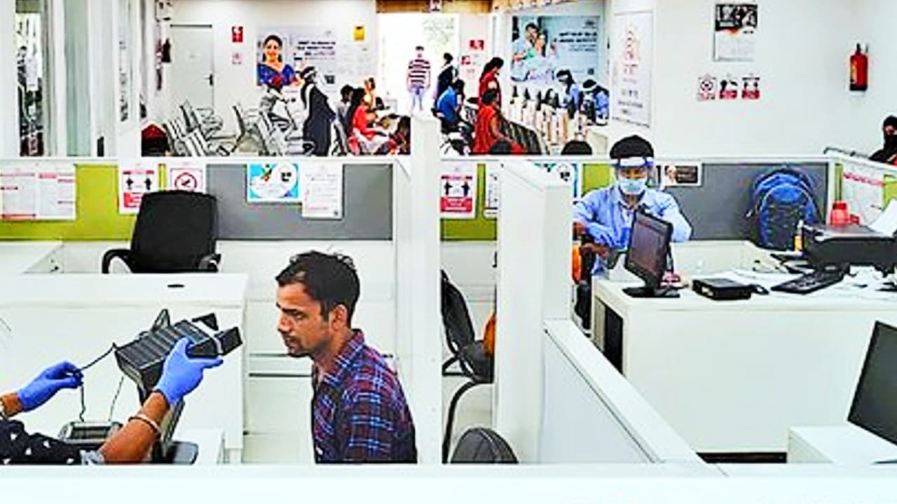 Aadhaar Seva Kendra: आधार कार्ड बनवाना होगा आसान, 53 शहरों में 114 ASK खोलेगा UIDAI, मिलेंगी ये सुविधाएं