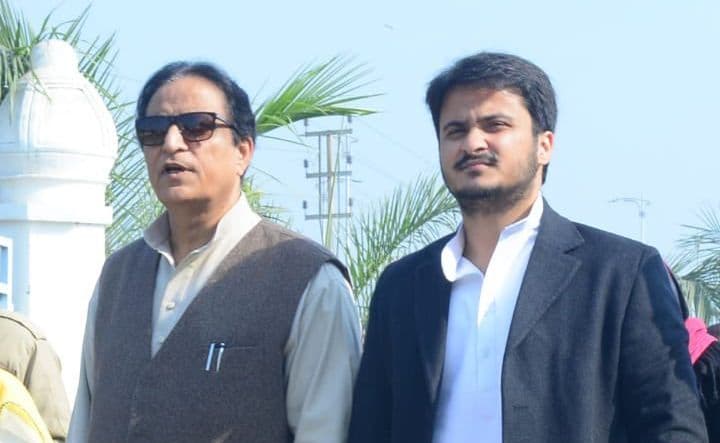 ईद पर पिता आजम खान को याद कर भावुक हो गए अब्दुल्लाह आजम, बिना नाम लिए किसे मार दिया ताना?