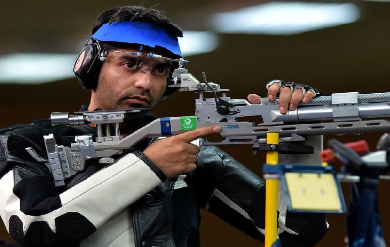 IPL 2021 : 'खिलाड़ी बहरे और अंधे नहीं हो सकते', कोरोना के खौफ के बीच आईपीएल के आयोजन पर भड़के अभिनव बिंद्रा