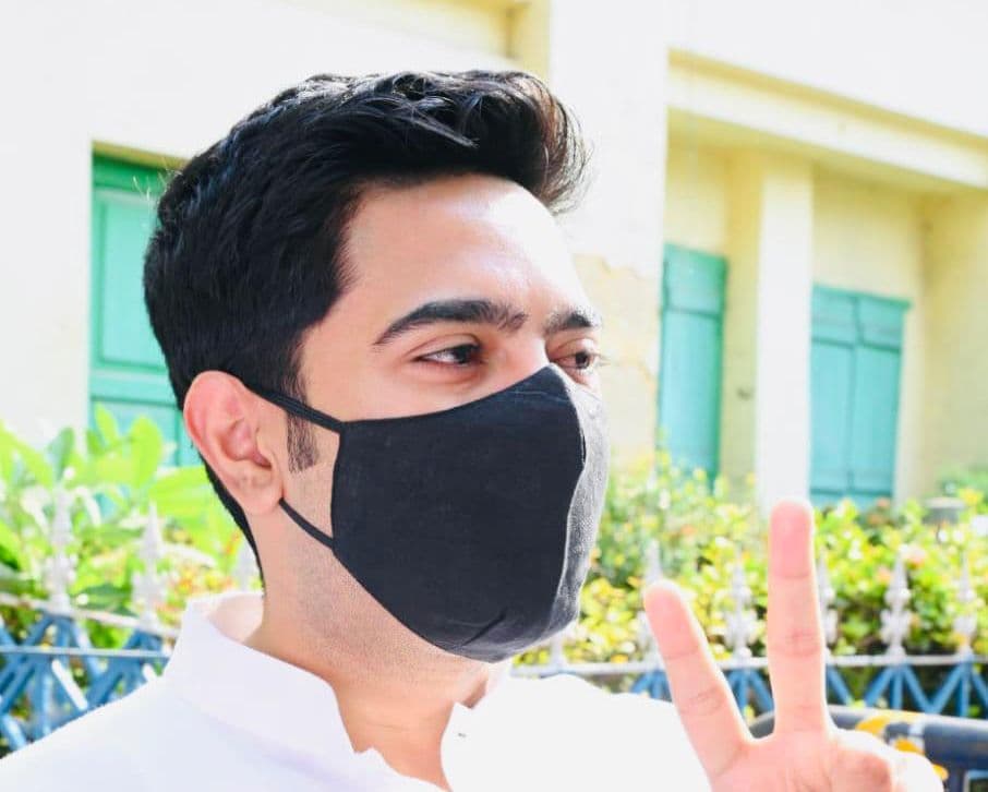 7वें चरण का मतदान शुरू होते ही तृणमूल, भाजपा ने किया जीत का दावा, अभिषेक बनर्जी ने EC पर निशाना साधा