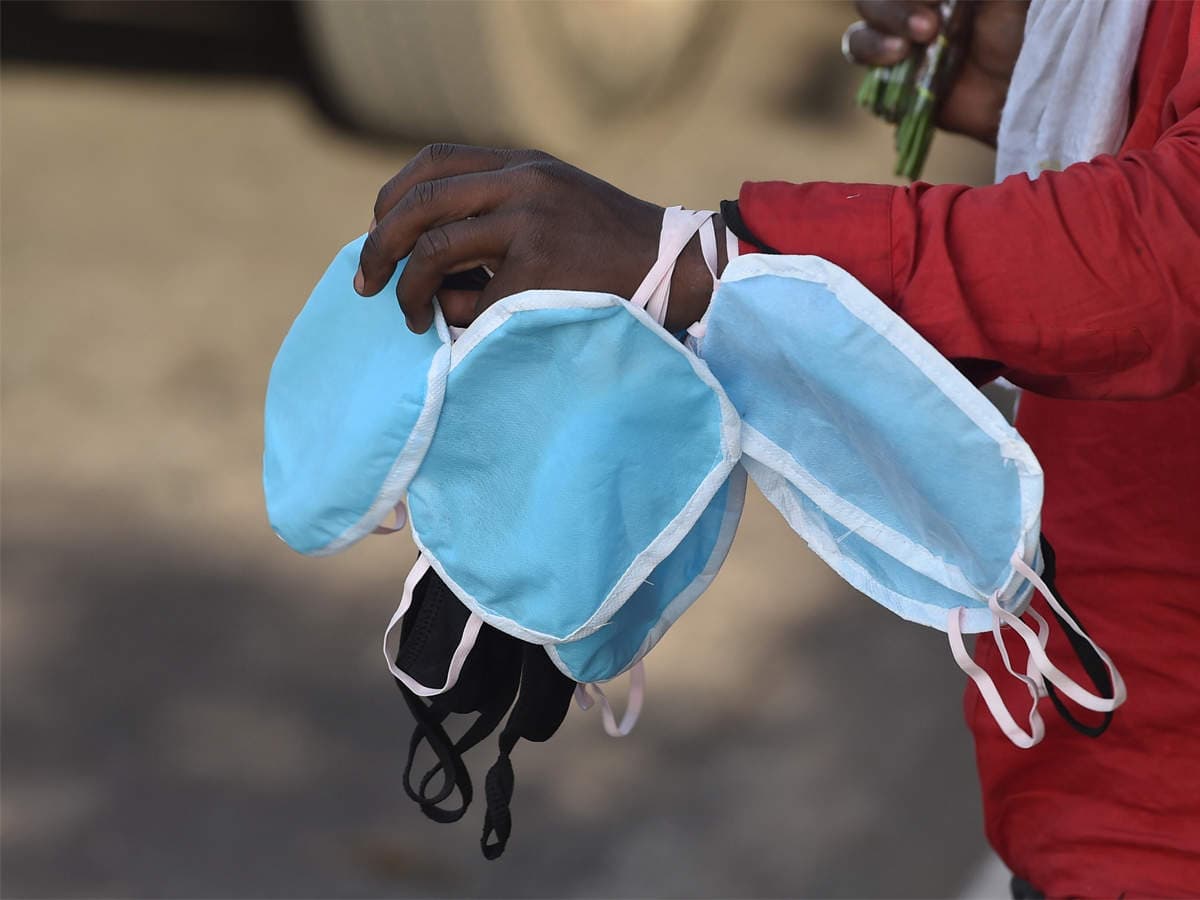 मास्क नहीं लगाने पर लगा जुर्माना, सघन वाहन चेकिंग से हड़कंप