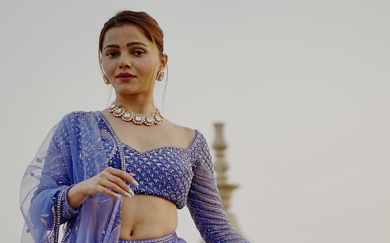 सड़क दुर्घटना में बाल-बाल बचीं अभिनेत्री रुबीना दिलैक ने ट्वीट कर दिया हेल्थ अपडेट, कहा- मैं सदमें में थी