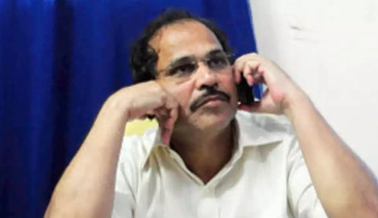 लोकसभा में नया नेता चुनेगी कांग्रेस पार्टी, अधीर रंजन चौधरी की छुट्टी तय, 14 को सोनिया गांधी करेंगी फैसला