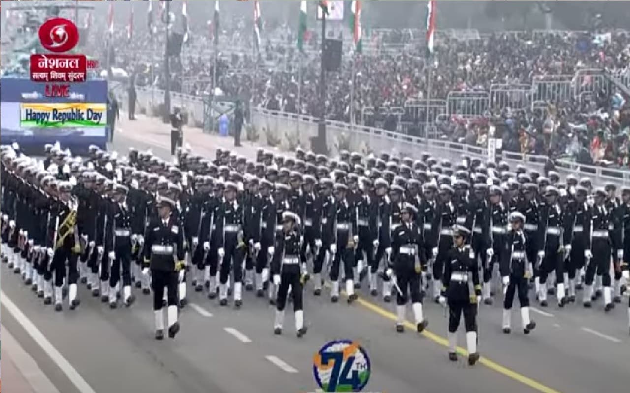 Republic Day 2023: गणतंत्र दिवस परेड में पहली बार शामिल हुए अग्निवीर, देखें तस्वीरें