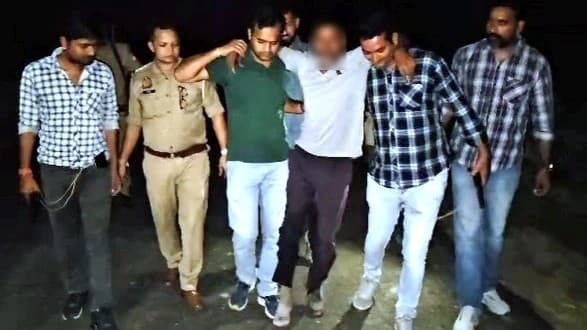 आगरा: पुलिस मुठभेड़ में 50 हजार का इनामी बदमाश घायल, सात साल से दे रहा था चकमा, जानें मामला