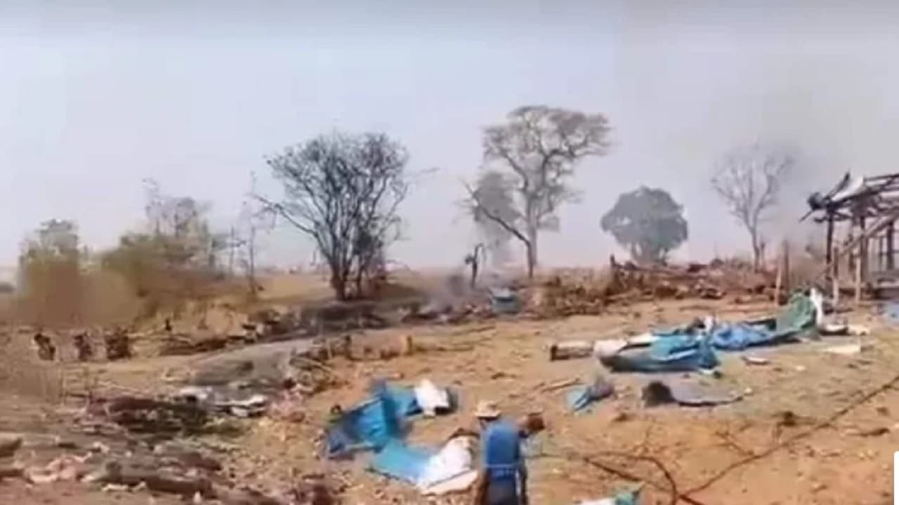 म्यांमार की सेना ने ले ली अपने ही 100 लोगों की जान, बच्चों और महिलाओं पर भी की एयर स्ट्राइक