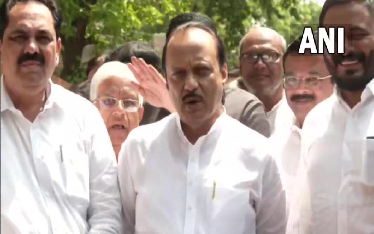 शरद पवार हमारे शीर्ष नेता, बोले अजीत पवार- खत्म हुआ इस्तीफा मामला, एकजुट रहेगा महा विकास अघाड़ी