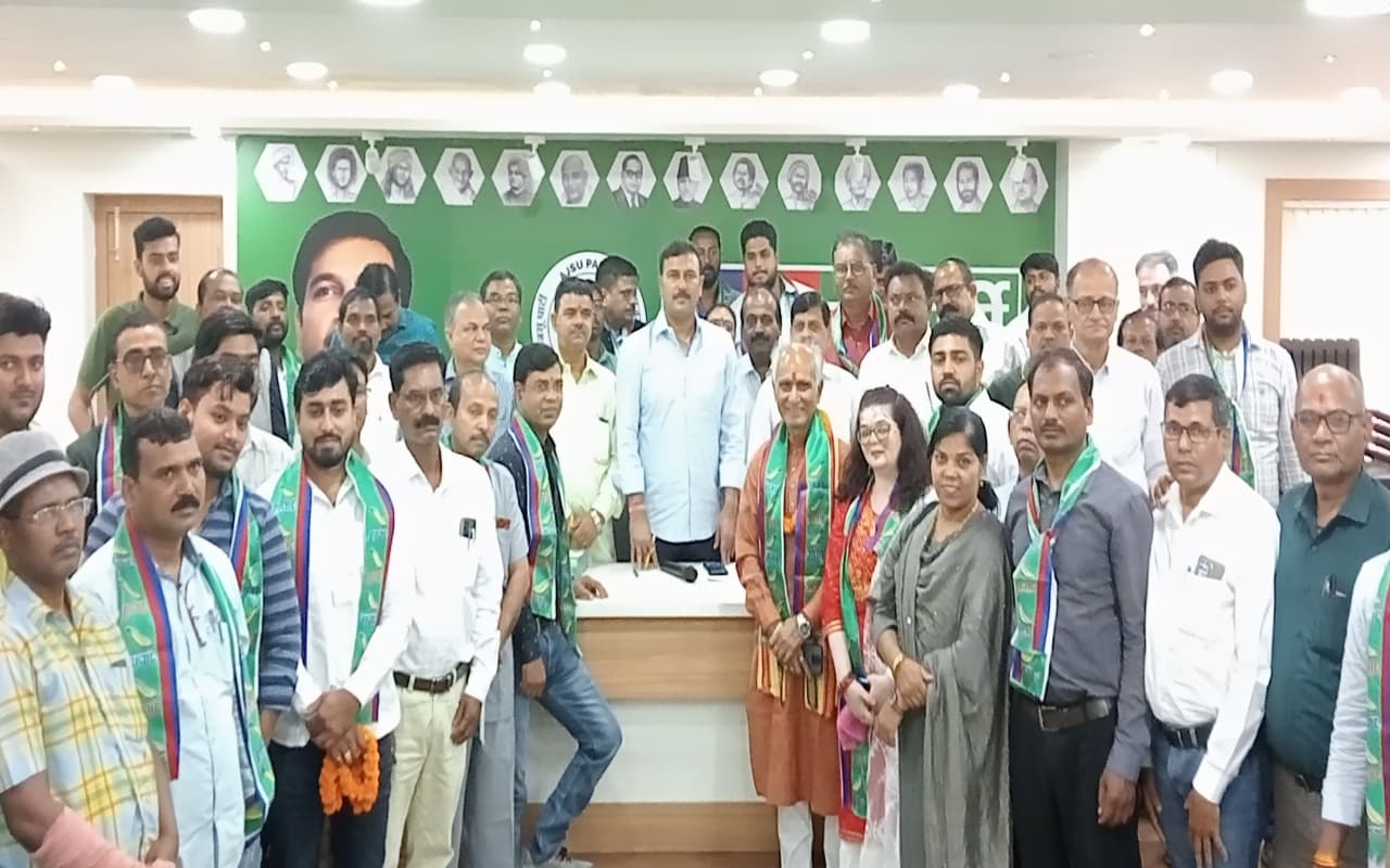 झारखंड में साढ़े तीन लाख से अधिक पद खाली, सुदेश महतो बोले- नौकरी देने के नाम पर मिल रहा कोरा आश्वासन