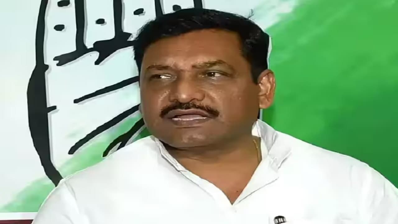 बिहार में कैबिनेट के विस्तार को लेकर कांग्रेस-RJD में जंग तेज, अखिलेश ने कहा- जिसका जो हक नीतीश कुमार देंगे