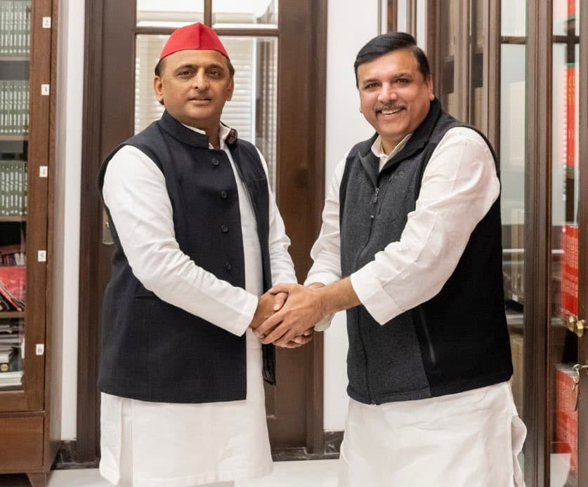 UP Election 2022: सपा और आप के बीच गठबंधन में देरी पर गहरी खामोशी, भाजपा को हराने का है लक्ष्य