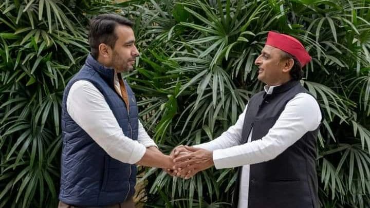 UP Politics: क्या बीजेपी के साथ जाएंगे जयंत चौधरी, जानें अखिलेश यादव और डिंपल ने क्या कहा...