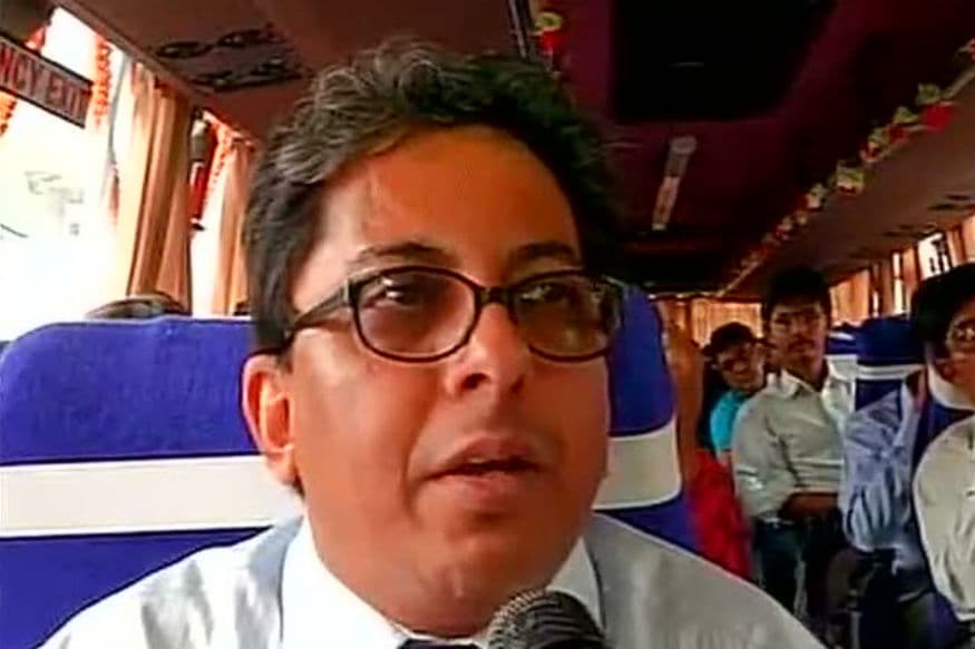 Coronavirus Outbreak : पश्चिम बंगाल के गृह सचिव पत्नी सहित गये हाउस आइसोलेशन में