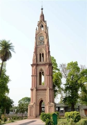 Aligarh News: 14 साल से अलीगढ़ मंडल के अधूरे होने की जानें वजह, 3 कार्यालयों का है इंतजार Aligarh News: 14 साल से अलीगढ़ मंडल के अधूरे होने की जानें वजह, 3 कार्यालयों का है इंतजार