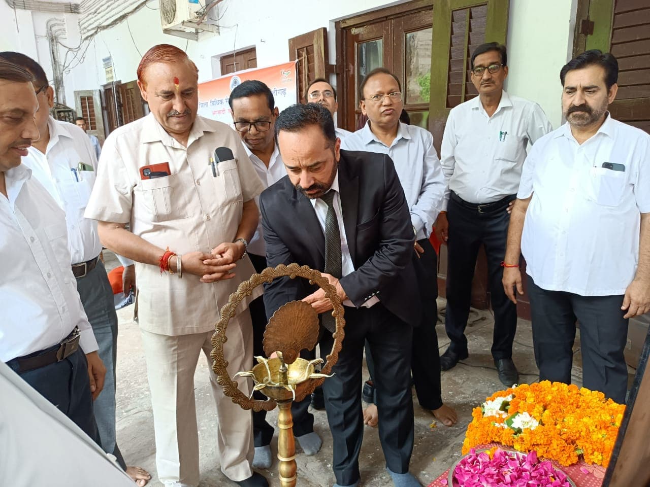 अलीगढ़ में लोक अदालत में 31265 मामलों का किया गया निपटारा, 28 करोड़ से अधिक की वसूली