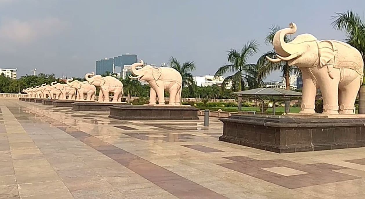 UP: अंबेडकर पार्क और स्मारक में एंट्री फीस हुआ महंगा, ई-पेमेंट की भी मिलेगी सुविधा, यहां जानें नया शुल्क