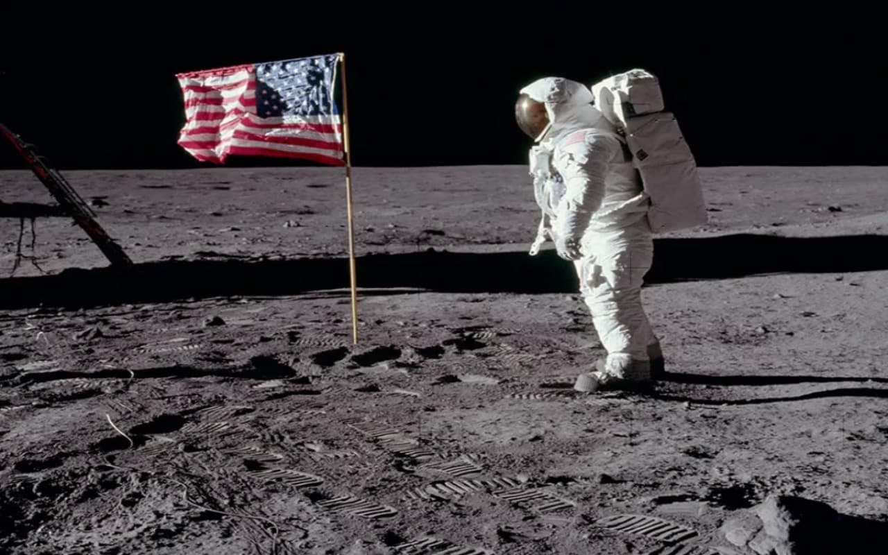 International Moon Day मनाने के पीछे ये है वजह…
