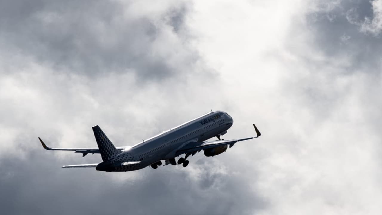 अमेरिका में दो विमानों के टकराने से एक व्यक्ति की मौत, लापता लोगों की तलाश के लिए अभियान जारी