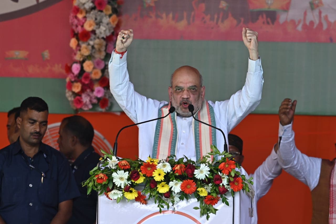 बिहार के मुजफ्फरपुर में खूब गरजे अमित शाह, लालू-नीतीश रहे निशाने पर, जानिए रैली में और क्या बोले..