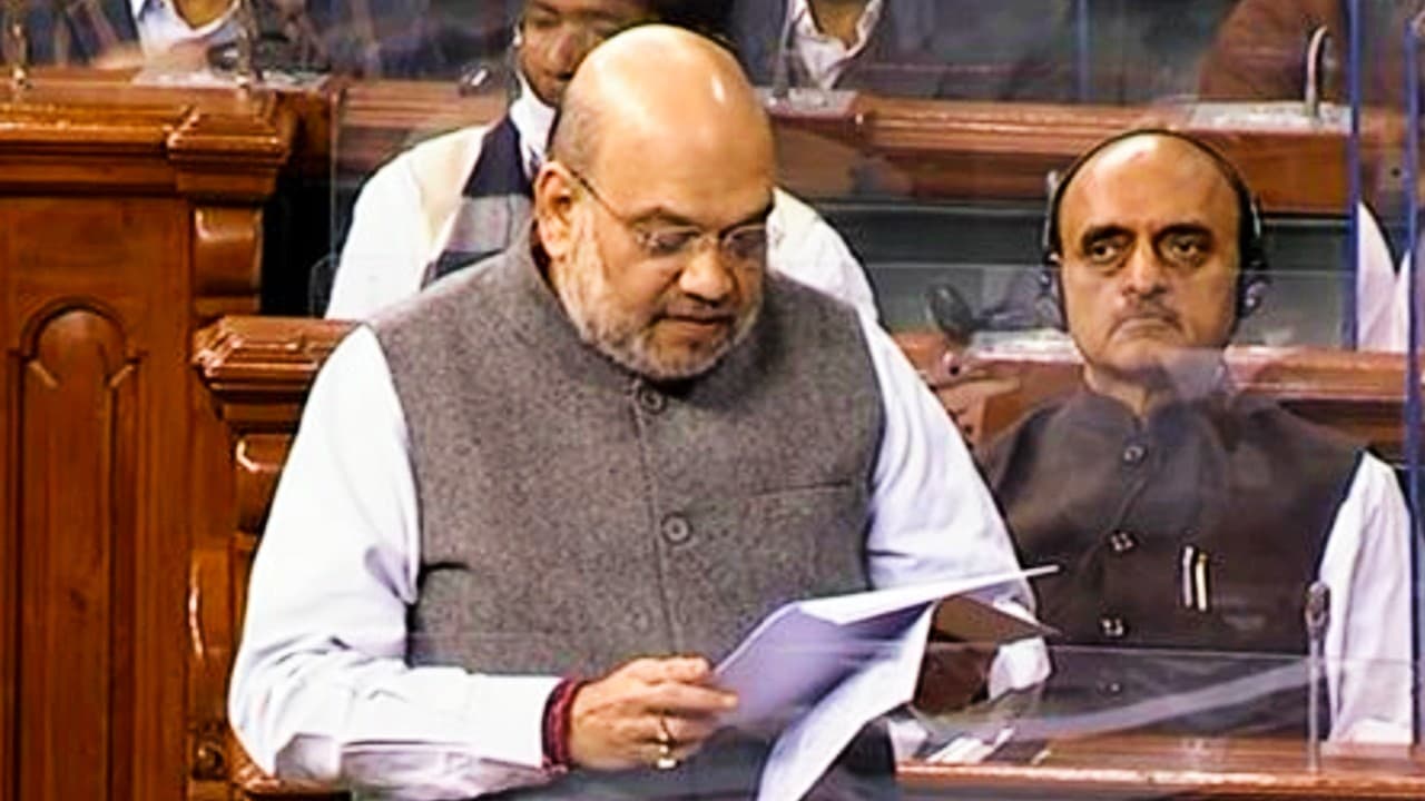 असदुद्दीन ओवैसी पर हमले पर गृह मंत्री अमित शाह ने मांगी रिपोर्ट, AIMIM चीफ से की ये अपील