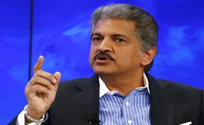 Anand Mahindra Tweet: ट्विटर पर आनंद महिंद्रा ने शेयर किया मोटिवेशनल वीडियो, आप भी देखें और सीखें