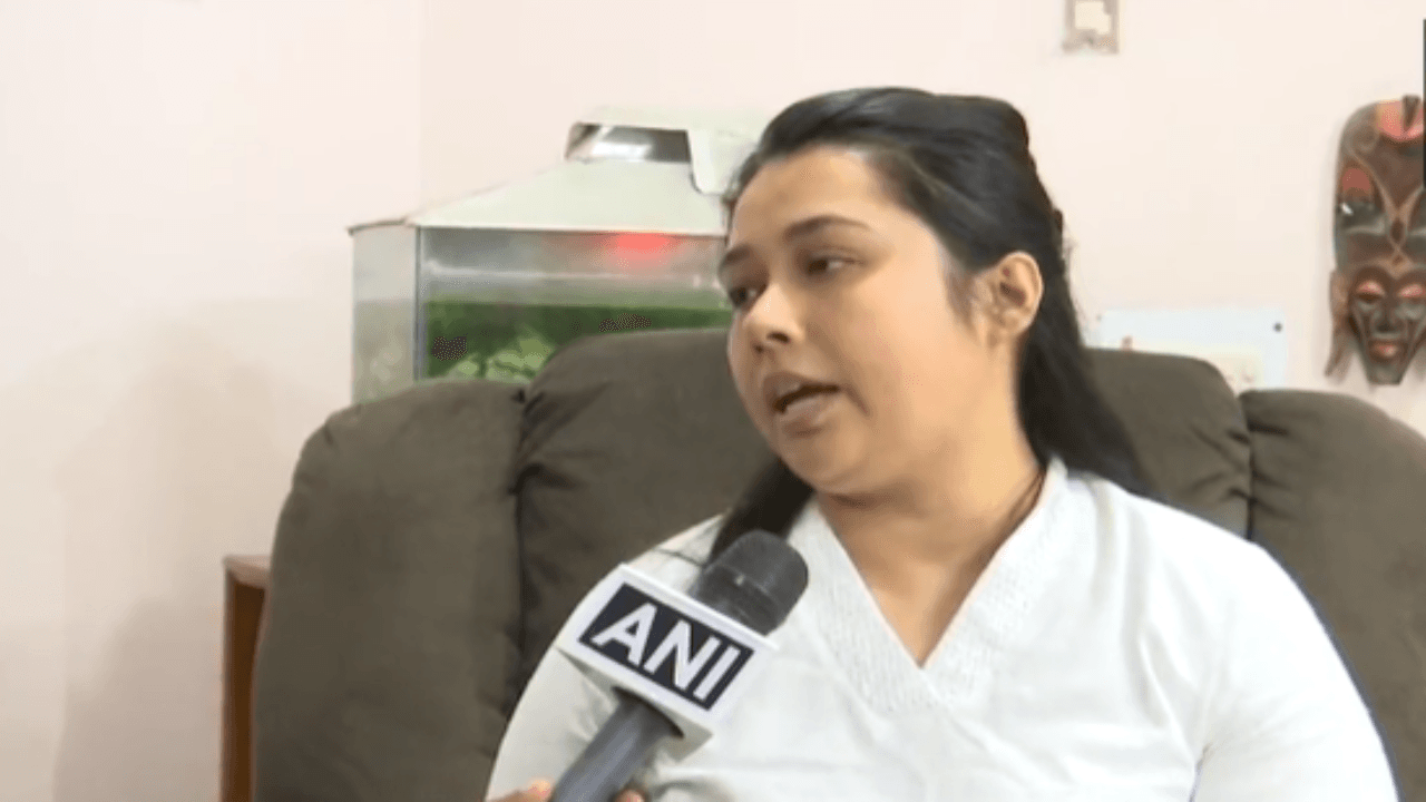 असम : अंकिता दत्ता को कांग्रेस ने किया निष्कासित, हिमंत बिस्वा सरमा ने कहा- कानून करेगा अपना काम