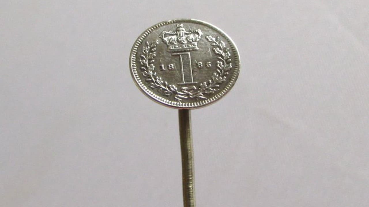 Antique coin : 1 रुपये वाला यह खास सिक्का आपको बना सकता है 10 करोड़ तक का मालिक, जानिए क्या है प्रक्रिया