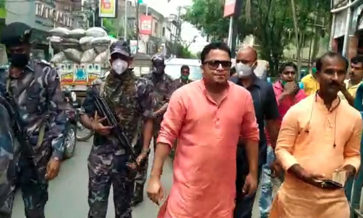 सीएम ममता पर विवादित बयान से विवाद में घिरे बीजेपी नेता अनुपम हाजरा, सिलीगुड़ी में शिकायत दर्ज