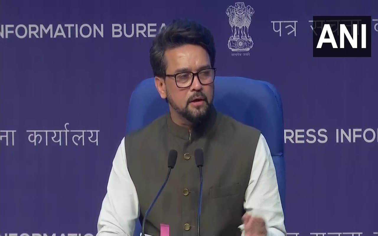 Gujarat Election 2022: अनुराग ठाकुर का कांग्रेस पर हमला, कहा- टुकडे-टुकडे गैंग जोड़ रहे हैं राहुल गांधी Gujarat Election 2022: अनुराग ठाकुर का कांग्रेस पर हमला, कहा- टुकडे-टुकडे गैंग जोड़ रहे हैं राहुल गांधी