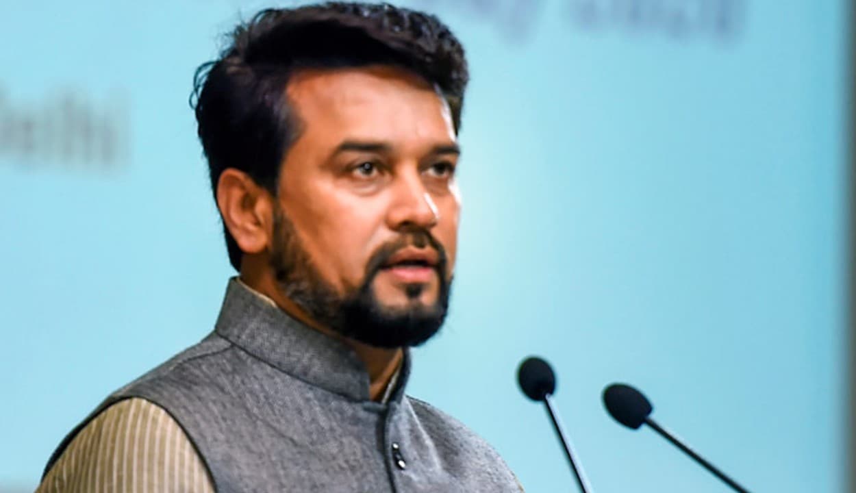 अखिलेश यादव आठ मार्च को ही EVM को बेवफा साबित कर रहे हैं - अनुराग ठाकुर