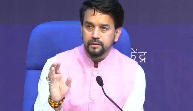 UP Election 2022: मंत्री अनुराग ठाकुर की सपा सुप्रीमो अखिलेश से दो टूक- भाजपा ने नहीं 'आपने' तोड़ा परिवार