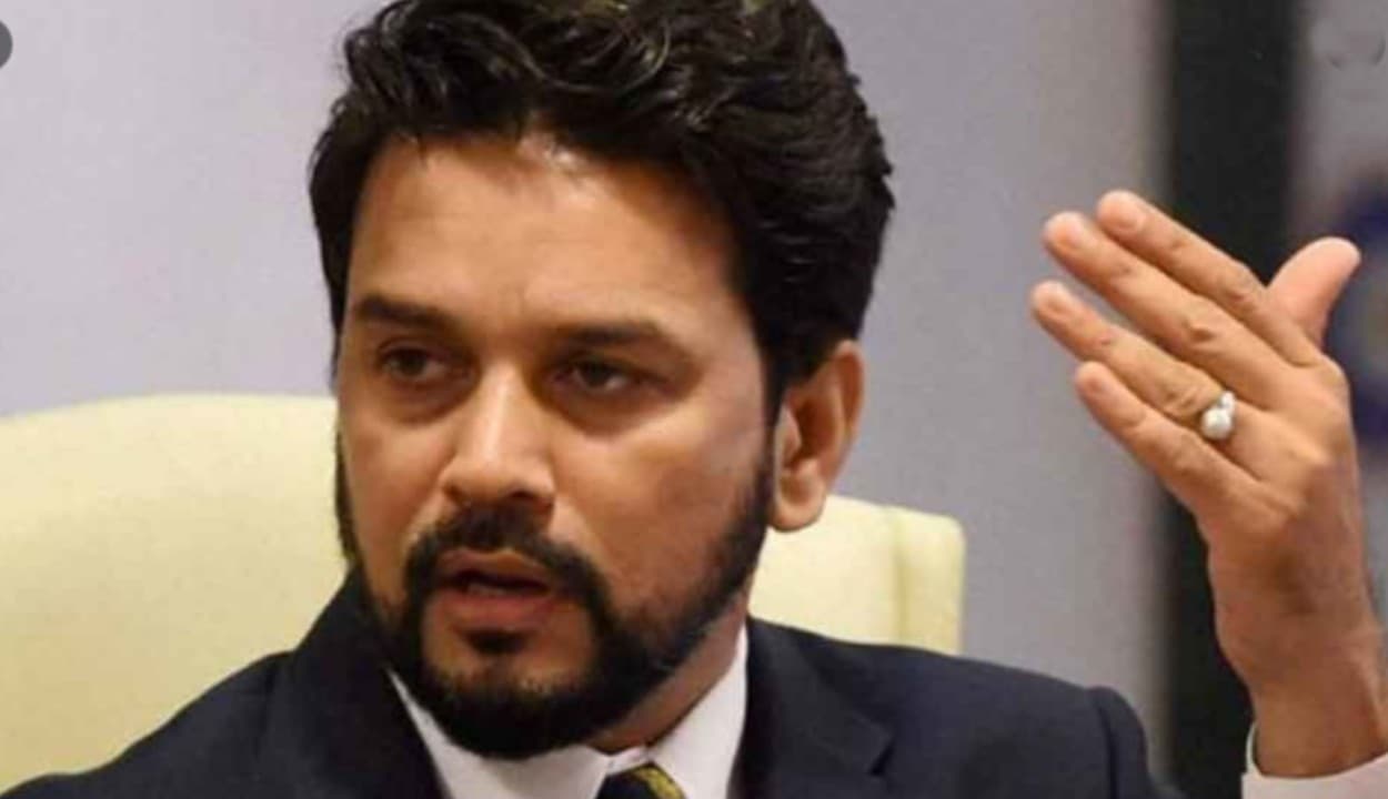 जीडीपी आंकड़ों को लेकर कांग्रेस-भाजपा आमने-सामने, अनुराग ठाकुर ने पी चिदंबरम के हमले पर किया पलटवार