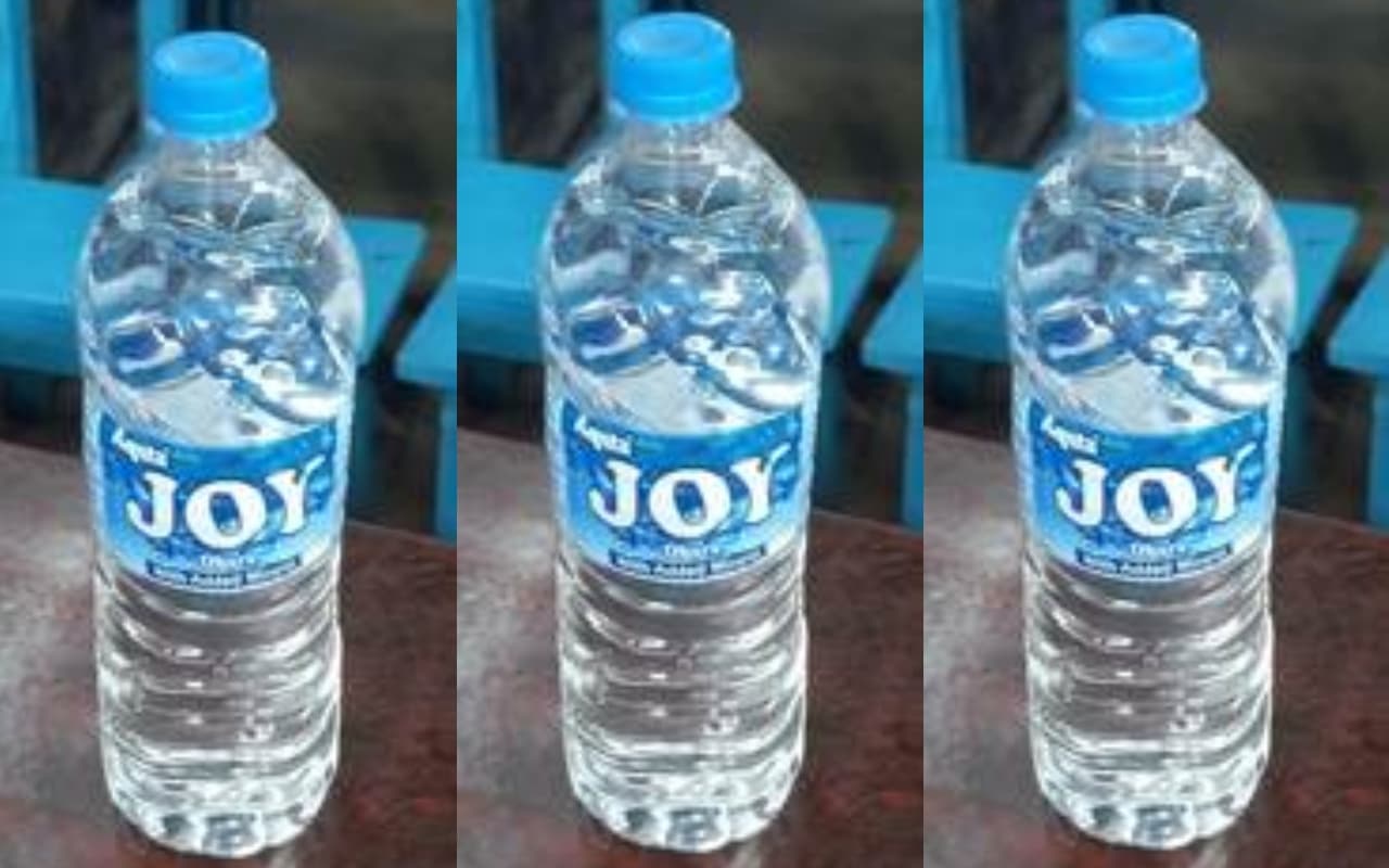 Aqua Joy Packaged ड्रिंकिंग वाटर दुमका में बैन, इसके पानी में मिला कॉलीफार्म बैकटेरिया और यीस्ट