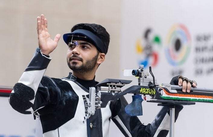 Shooting World Cup: अर्जुन बबूता ने 10 मीटर एयर राइफल में गोल्ड जीता, भारत का खाता खुला