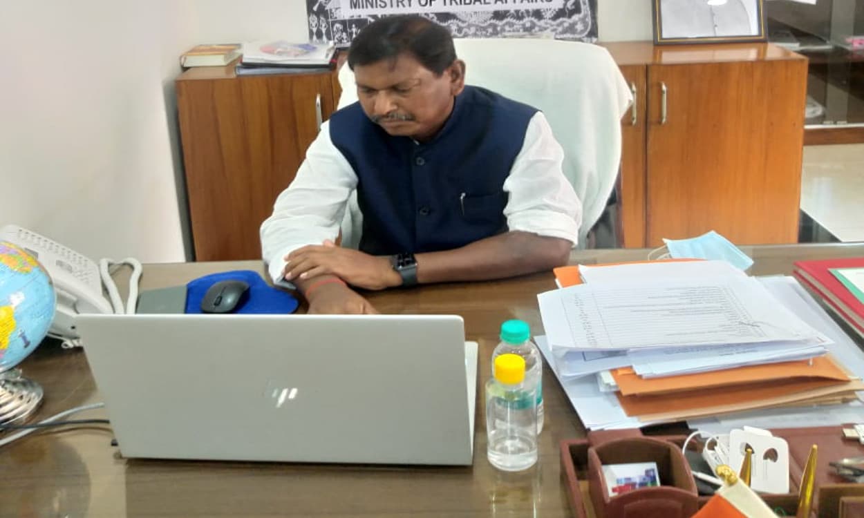 बीजेपी की सेवा सप्ताह कार्यक्रम में केंद्रीय मंत्री अर्जुन मुंडा बोले- कोरोना काल में भी लोगों के साथ खड़े हैं कार्यकर्ता