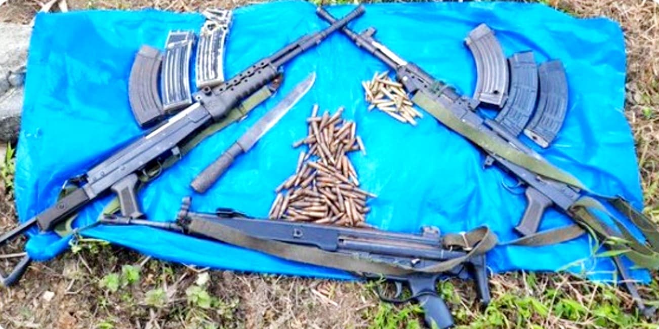 Jharkhand News: नक्सलियों से जवानों की सांठगांठ खड़े कर रहे सवाल, हथियार आपूर्ति में अब तक तीन कर्मी गिरफ्तार