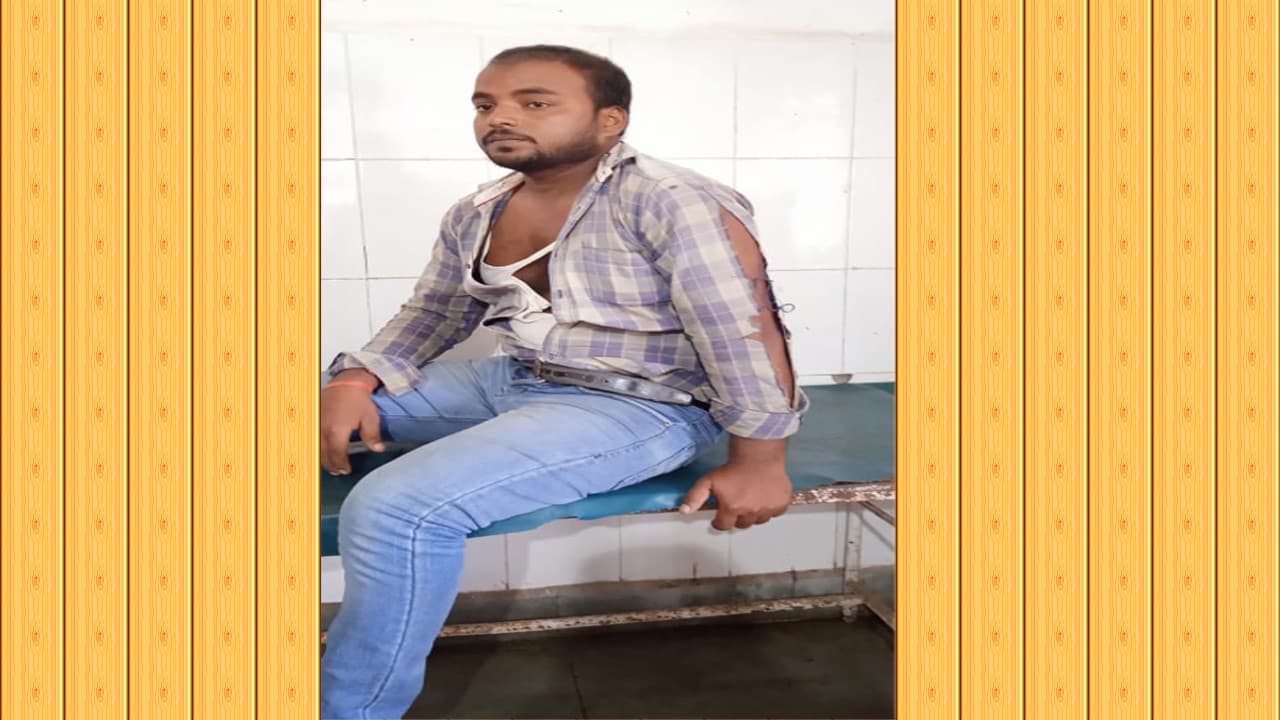 Jharkhand Crime News : हजारीबाग के चौपारण में दिन-दहाड़े युवा व्यवसायी से 7 लाख की लूट, CCTV फुटेज से खंगाले जा रहे हैं सुराग