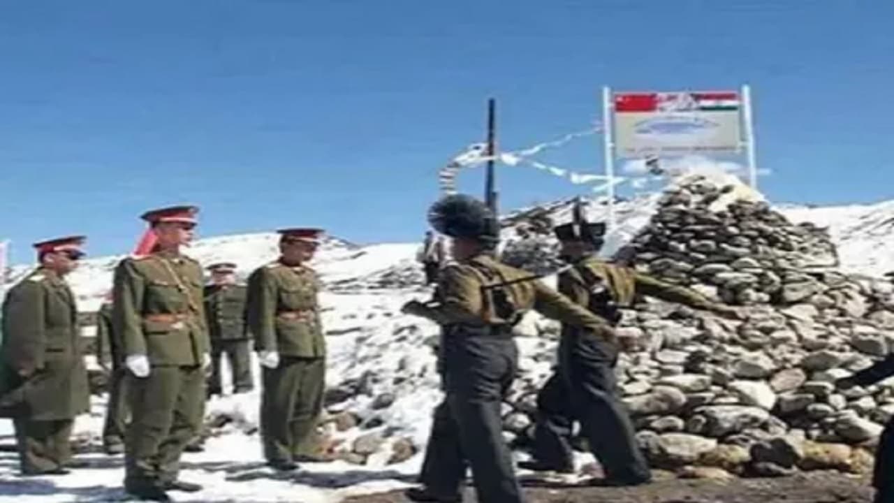 Arunachal Pradesh: भारत-चीन सीमा से लापता हुए दो युवकों की तलाश जारी, पुलिस ने दर्ज किए 2 अलग-अलग मामले Arunachal Pradesh: भारत-चीन सीमा से लापता हुए दो युवकों की तलाश जारी, पुलिस ने दर्ज किए 2 अलग-अलग मामले