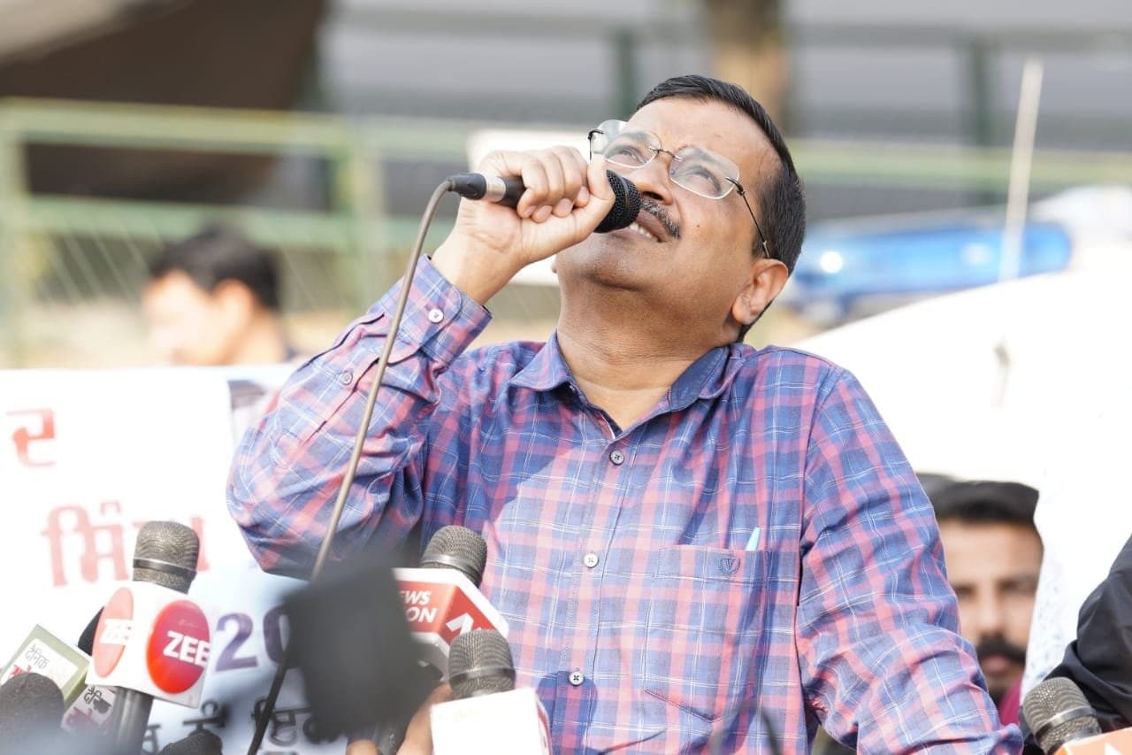 पंजाब में बोले अरविंद केजरीवाल- चन्नी साहब ने बड़े-बड़े विज्ञापन लगा रखे हैं लेकिन शिक्षकों की फिक्र नहीं