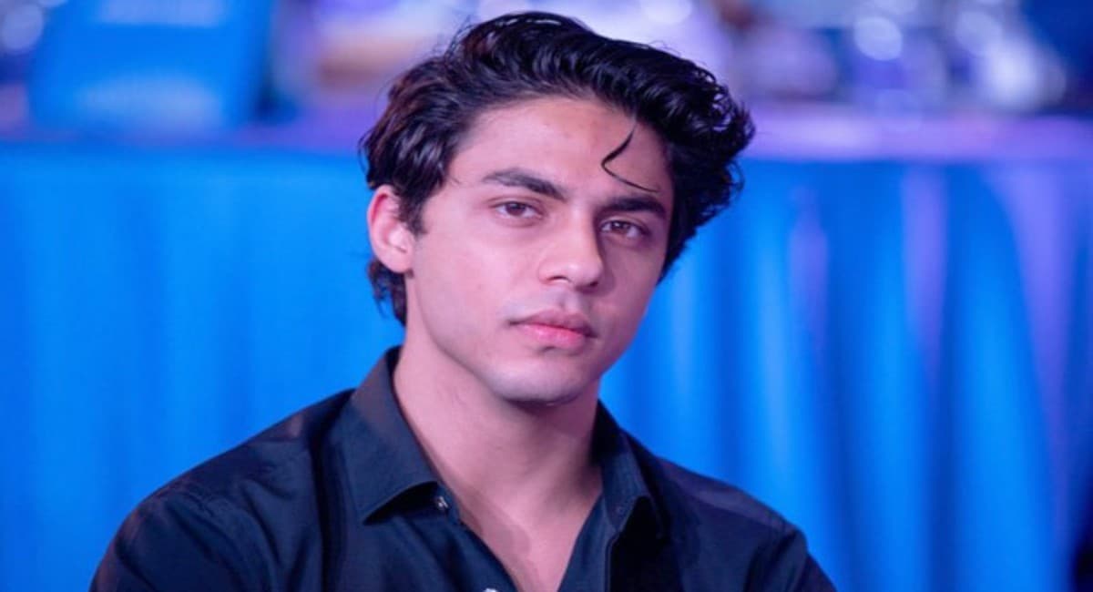 एक 'प्रसिद्ध व्यक्ति' का 'आदर्श बेटा' बन पाएंगे आर्यन खान? जेल में पढ़ी हैं श्री राम और माता सीता की कहानियां