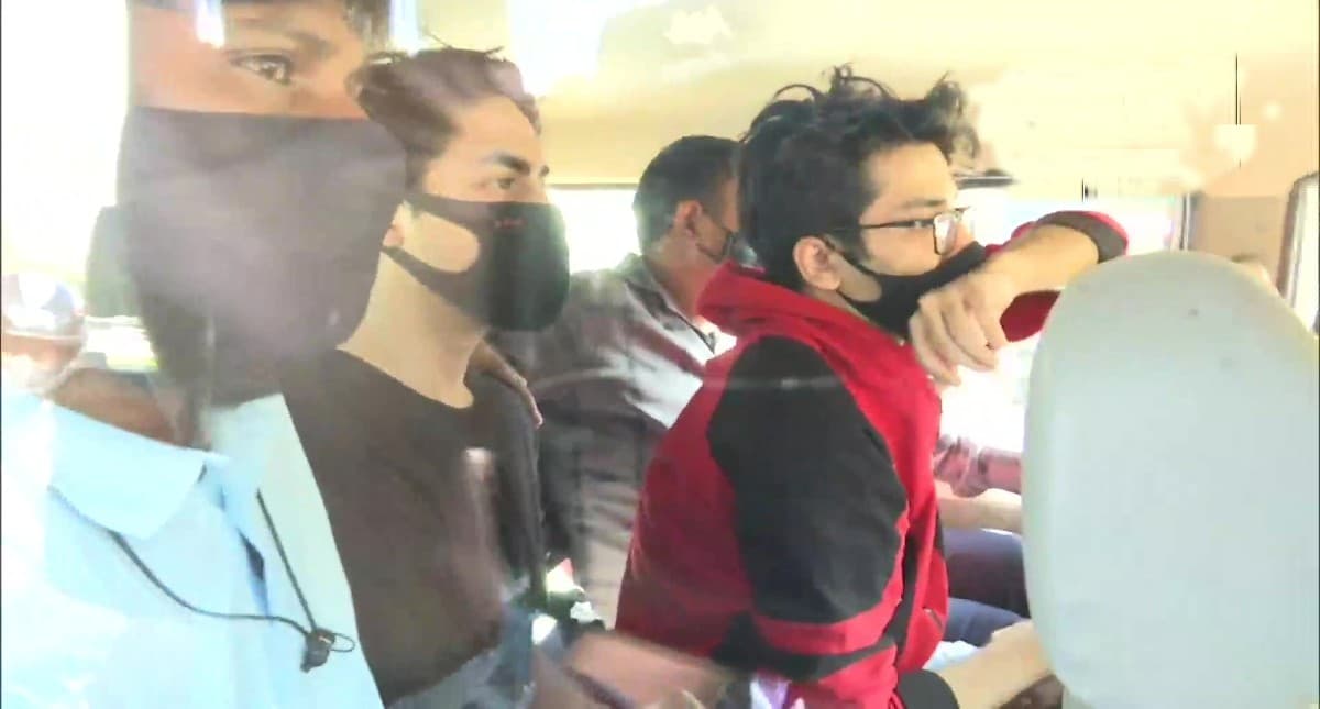 आर्यन खान की गिरफ्तारी के बाद सोशल मीडिया में होने लगी गौतम अडानी की चर्चा, ड्रग केस में आखिर क्या है कनेक्शन