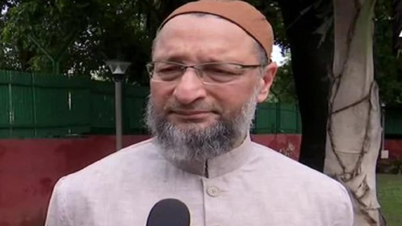 यूपी के बाद अब गुजरात में असदुद्दीन ओवैसी पर किया गया हमला ? एआईएमआईएम का दावा