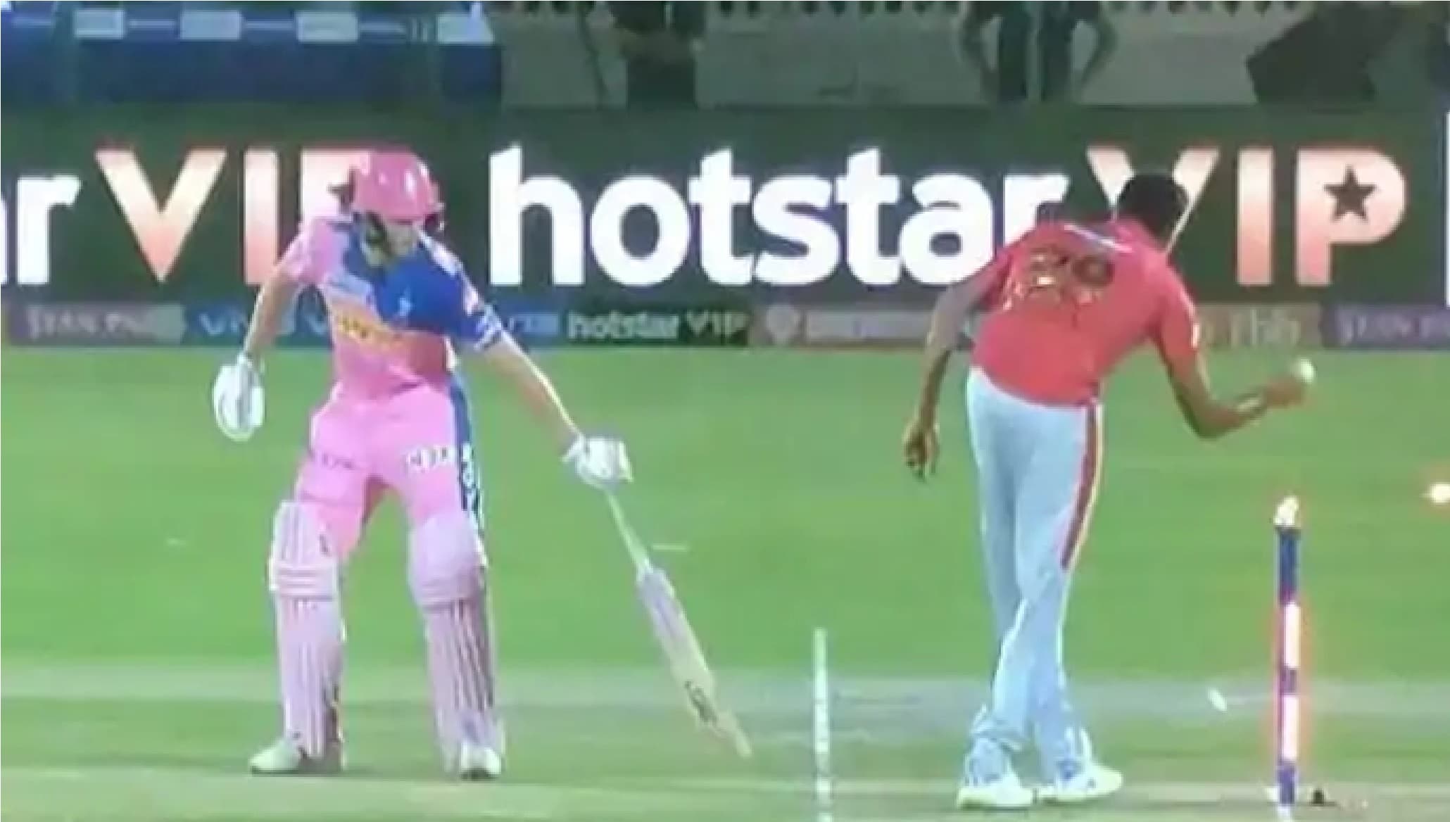 क्रिकेट में क्‍या है मांकडिंग ? आर अश्विन और वीनू मांकड़ से है पूराना संबंध, जानें इतिहास