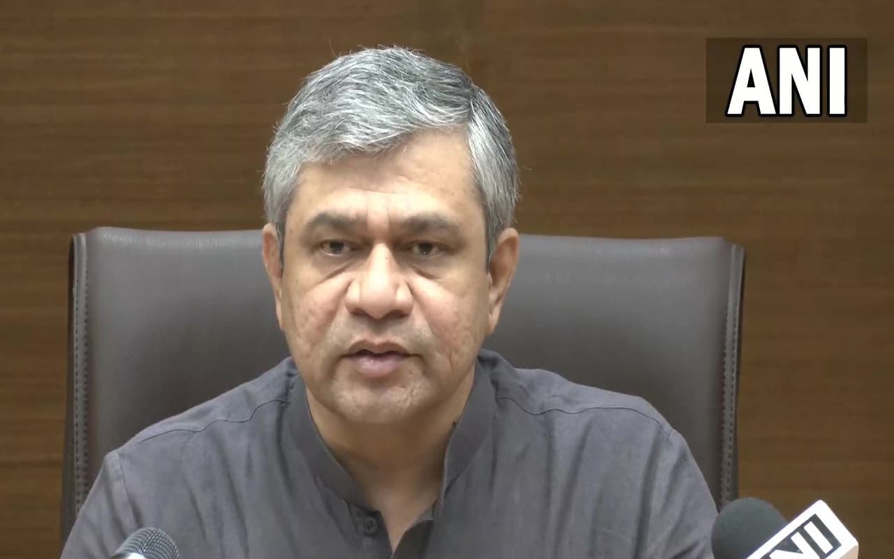 State Election Incharge: बीजेपी ने चुनावी राज्यों के लिए प्रभारी नियुक्त किया, भूपेंद्र यादव और अश्विनी वैष्णव को महाराष्ट्र की जिम्मेदारी