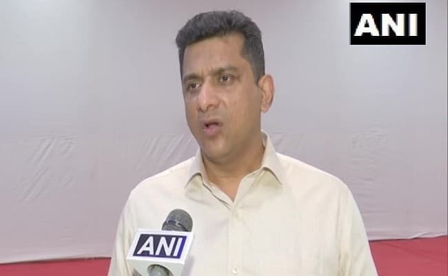 महाराष्ट्र में लगेगा कंप्लीट लॉकडाउन!, उद्धव सरकार के मंत्री ने दिया बड़ा बयान, जानिए वैक्सीन को लेकर क्या कहा