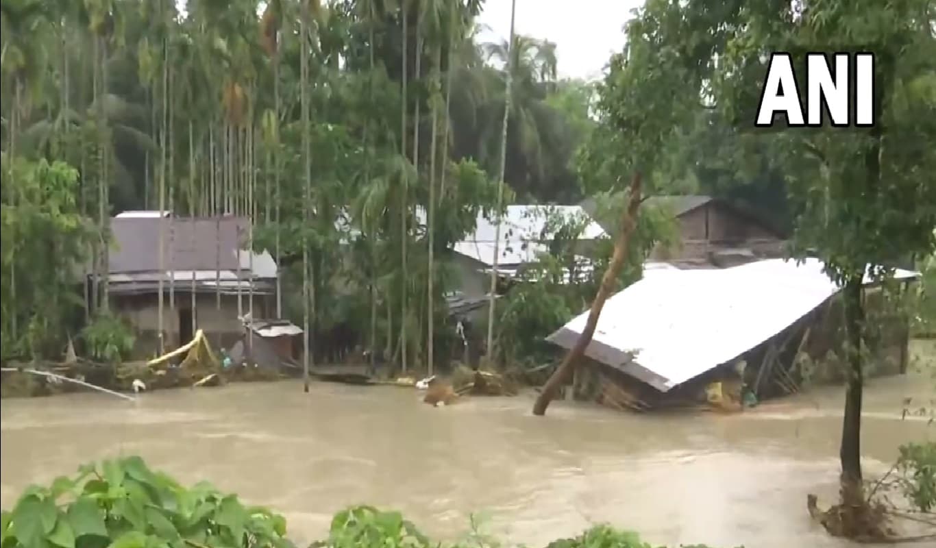 Assam Flood: बाढ़ की चपेट में असम के 19 जिले, दो लोगों की मौत, पांच लाख प्रभावित
