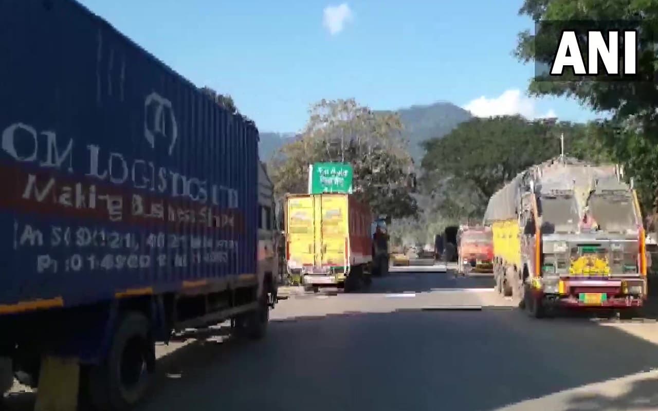 Assam-Meghalaya: असम सरकार ने मेघालय के लिए यात्रा प्रतिबंध हटाया, हिंसा में गयी थी 6 की जान