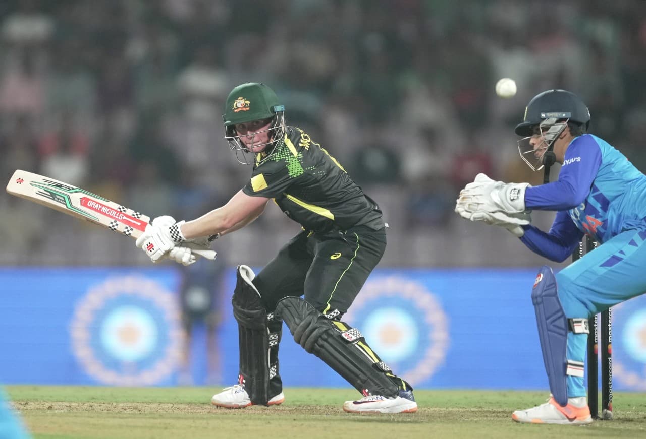 INDW vs AUSW T20 Highlights: बेथ मूनी की तूफानी पारी के दम पर ऑस्ट्रेलिया ने भारत को 9 विकेट से हराया