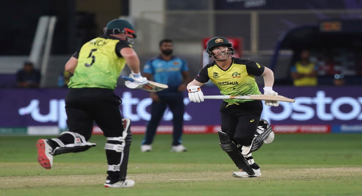 AUS vs SL T20 WC: वॉर्नर की तूफानी पारी, ऑस्ट्रेलिया ने श्रीलंका को 7 विकेट से हराया