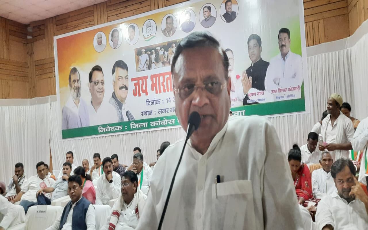 फूट-फूटकर रो पड़े कोलेबिरा विधायक नमन विक्सल कोंगाड़ी, कांग्रेस प्रदेश प्रभारी की मौजूदगी में मांगी माफी