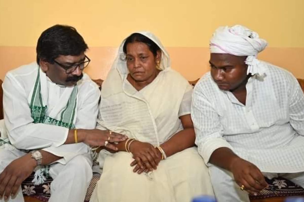 घर की जगह अब संभालेंगी पति की राजनीतिक विरासत, जानें झारखंड की मंत्री बनने से पहले कैसी थीं बेबी देवी